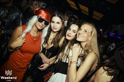 Party Bild aus dem Weekend Club Berlin vom 01.11.2024